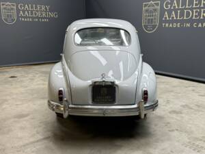 Bild 6/50 von Peugeot 203 C (1960)