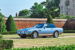 Image 3/22 of Aston Martin V8 Volante (1986)