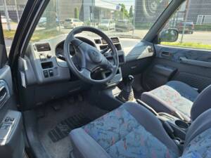 Image 3/13 of Toyota RAV4 (1999)