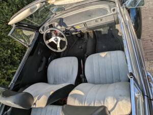 Imagen 2/8 de Volkswagen Käfer 1303 LS (1978)