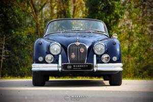 Image 8/78 of Jaguar XK 150 3.4 S OTS (1958)