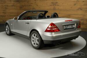 Image 7/19 de Mercedes-Benz SLK 230 Kompressor (1999)