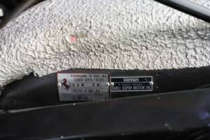 Image 27/50 de Ferrari 365 GT4 2+2 (1974)