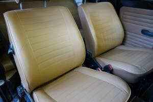 Image 11/15 of Volkswagen Beetle 1303 (1976)