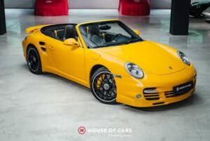 Immagine 4/24 di Porsche 911 Turbo S (2011)