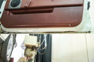 Image 47/50 de Volvo 740 (1984)