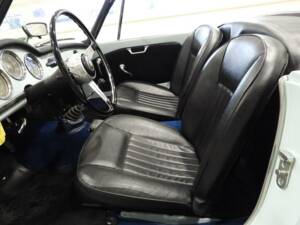 Image 5/15 of Alfa Romeo Giulia 1600 Spider (1963)