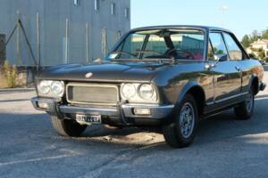 Image 9/23 of FIAT 124 Sport Coupe (1973)