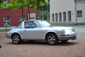 Immagine 6/31 di Porsche 911 2.2 S (1971)