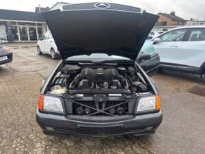 Image 31/49 de Mercedes-Benz 500 SL (1990)
