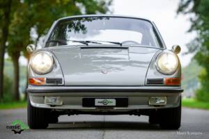 Image 2/57 of Porsche 911 2.0 (1968)