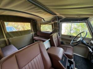 Image 4/17 of Land Rover 88 (1980)