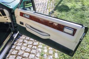 Image 30/30 of Aston Martin V8 EFi Volante (1989)