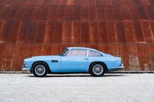 Image 6/56 of Aston Martin DB 4 (1960)