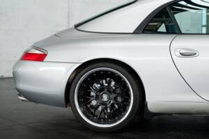 Afbeelding 26/50 van Porsche 911 Carrera (2000)