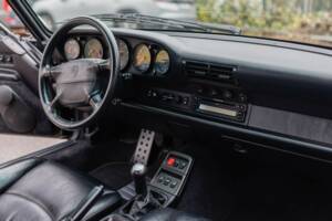 Bild 12/19 von Porsche 911 Carrera 4 (1996)