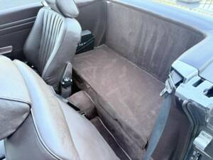 Image 29/50 of Mercedes-Benz 560 SL (1987)
