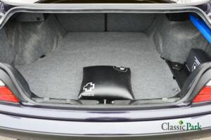 Bild 14/50 von BMW 320i (1994)