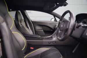 Image 21/50 of Aston Martin Rapide AMR (2019)