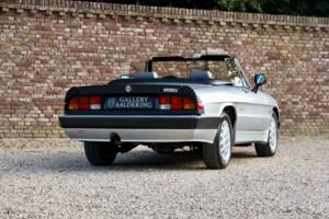 Image 6/50 de Alfa Romeo 2.0 Spider QV (1988)