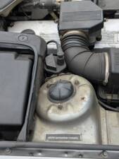 Bild 14/20 von BMW 530i (1988)