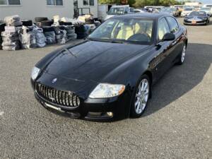 Image 3/46 of Maserati Quattroporte S 4.7 (2010)