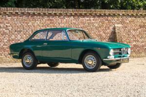 Bild 47/50 von Alfa Romeo Giulia 1300 GT Junior (1972)