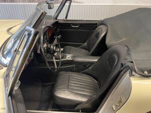 Bild 14/15 von Austin-Healey 3000 Mk III (BJ8) (1965)