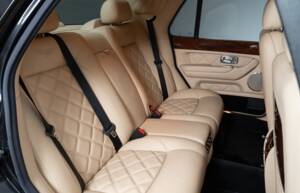 Image 38/46 of Bentley Arnage T (2004)