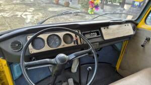 Bild 28/50 von Volkswagen T2b Kastenwagen (1976)