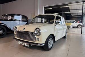 Image 1/38 de Mini 850 (1974)