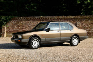 Immagine 22/50 di Alfa Romeo Alfetta 2.0 (1984)