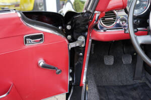 Image 28/50 de Mercedes-Benz 280 SL (1969)