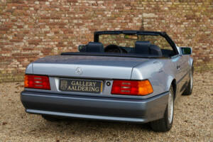 Image 48/50 de Mercedes-Benz 300 SL (1991)