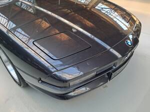 Imagen 7/24 de BMW 850i (1992)