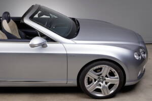Bild 10/41 von Bentley Continental GTC W12 (2014)