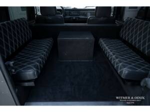 Image 26/27 of Land Rover Defender 90 (1996)