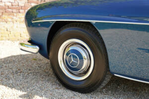 Imagen 27/50 de Mercedes-Benz 190 SL (1960)