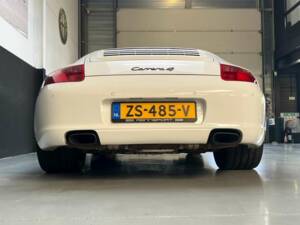 Bild 39/50 von Porsche 911 Carrera 4 (2007)