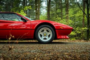 Bild 1/33 von Ferrari 308 GTB Quattrovalvole (1983)