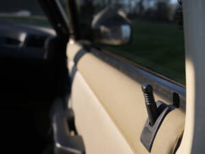 Image 25/65 of Peugeot 205 &quot;Indiana&quot; (1992)