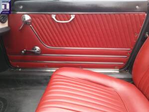 Bild 25/52 von Alfa Romeo 1750 Spider (1969)