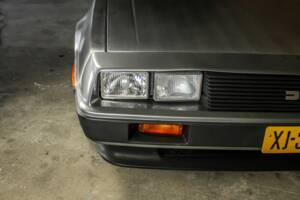 Image 20/66 of DeLorean DMC-12 (1981)
