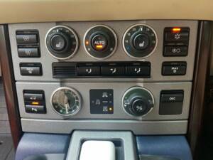 Bild 39/48 von Land Rover Range Rover Vogue V8 (2004)