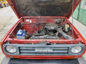 Bild 19/24 von Daihatsu Rocky 2.0 (1986)