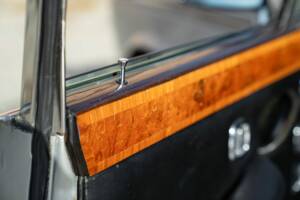 Image 31/50 of Bentley T 1 (1975)