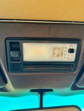 Image 10/12 of Mercedes-Benz 190 E 2.0 (1992)