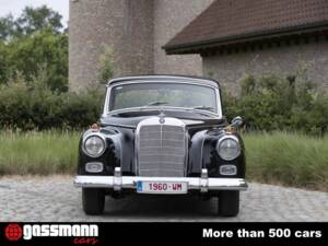 Image 2/15 de Mercedes-Benz 300 d (1960)