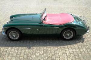 Image 7/40 of Austin-Healey 3000 Mk II (BT7) (1961)
