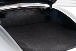 Image 32/36 of Mercedes-Benz 300 SL Roadster (1961)